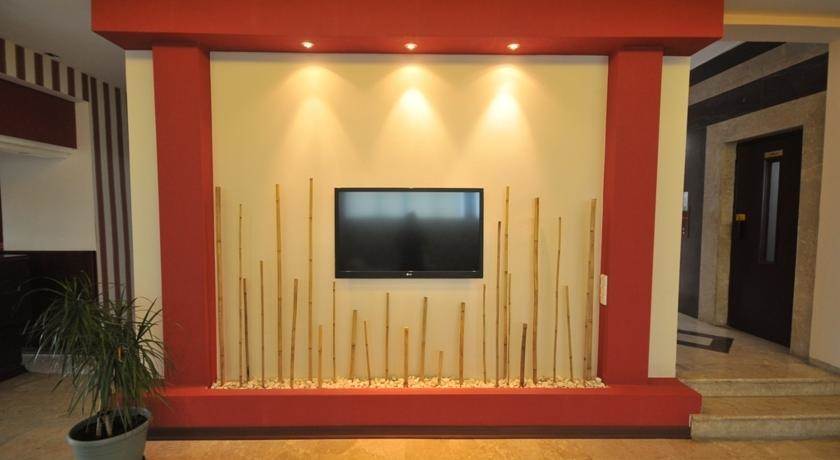 Hotel Dafne 3*